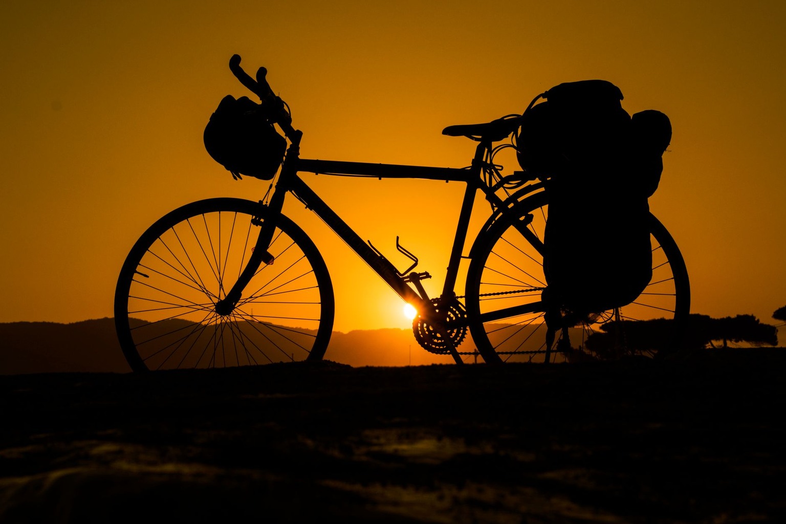 How to Plan a Multi-Day Bike Tour Along the Bruce Trail’s Scenic Routes — Pack Light but Smart: Essential Gear for a Mul